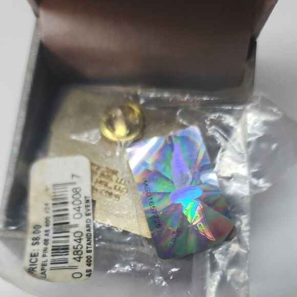 Allstate Jeff Gordon Racing Pin with Number 24 Indianapolis Motor Speedway - Picture 2 of 3